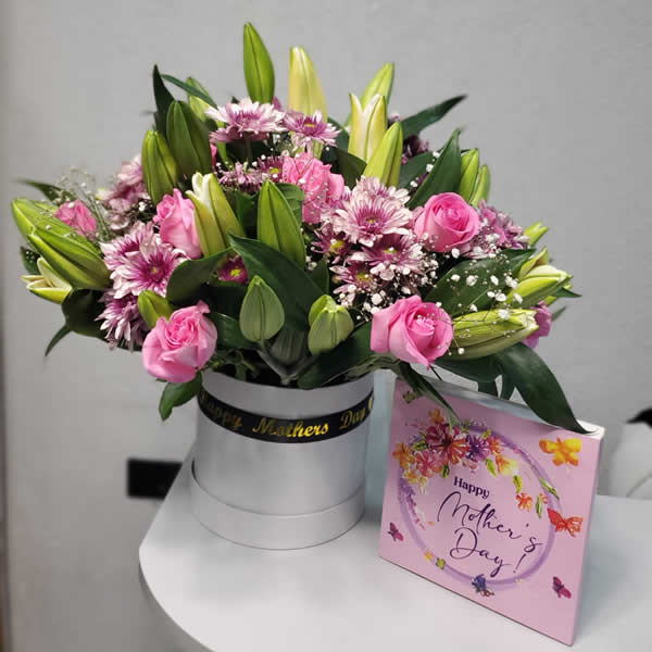 Elegant Lily & Rose Harmony for Mom